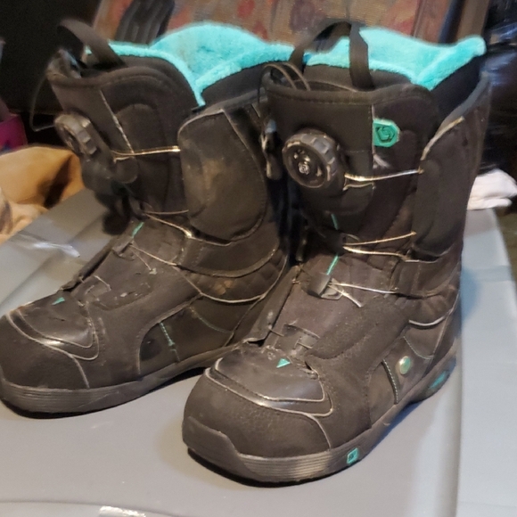 Salomon Shoes - Black and Teal Snowboard Boots